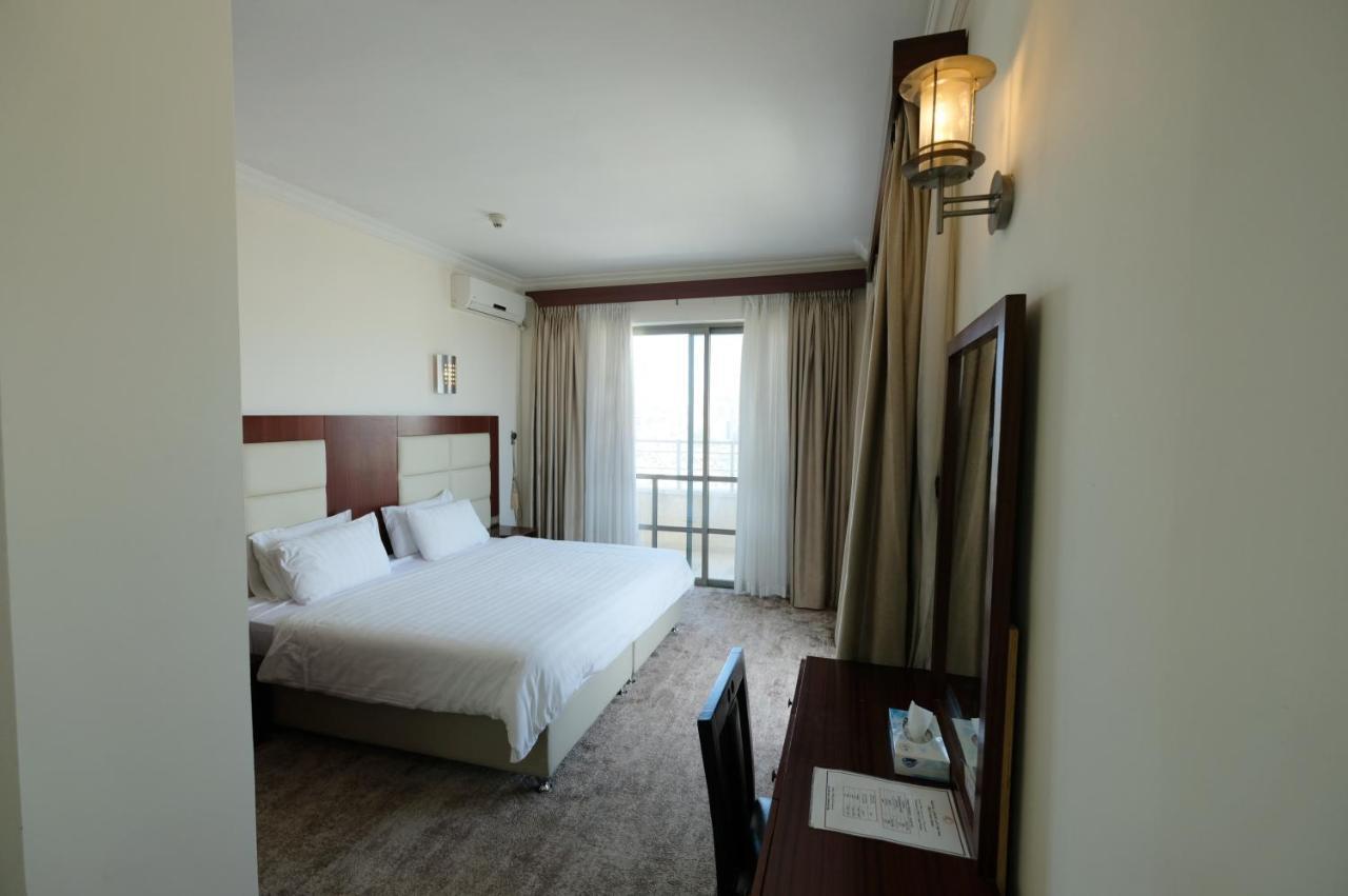 רמאללה Red Crescent Guesthouse מראה חיצוני תמונה