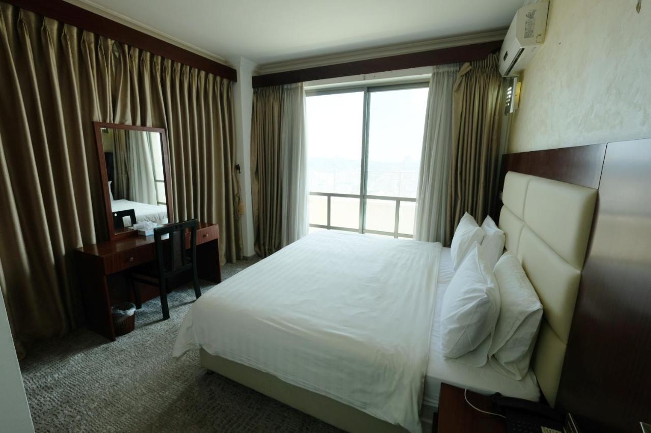 רמאללה Red Crescent Guesthouse מראה חיצוני תמונה